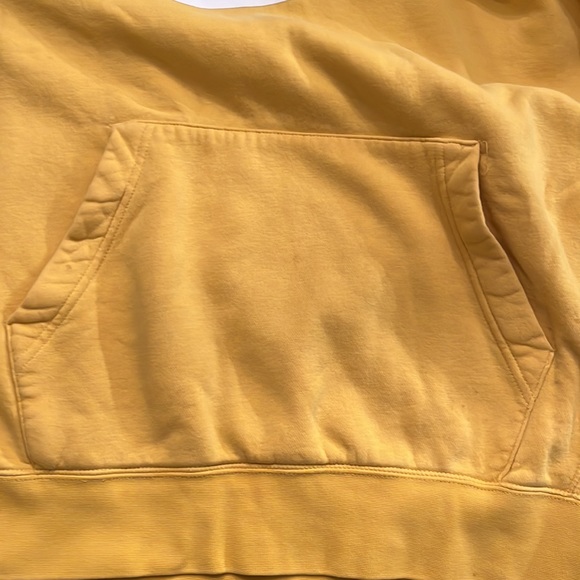 Yellow, Nike sweatshirt, like new, so women’s medium - Picture 5 of 5